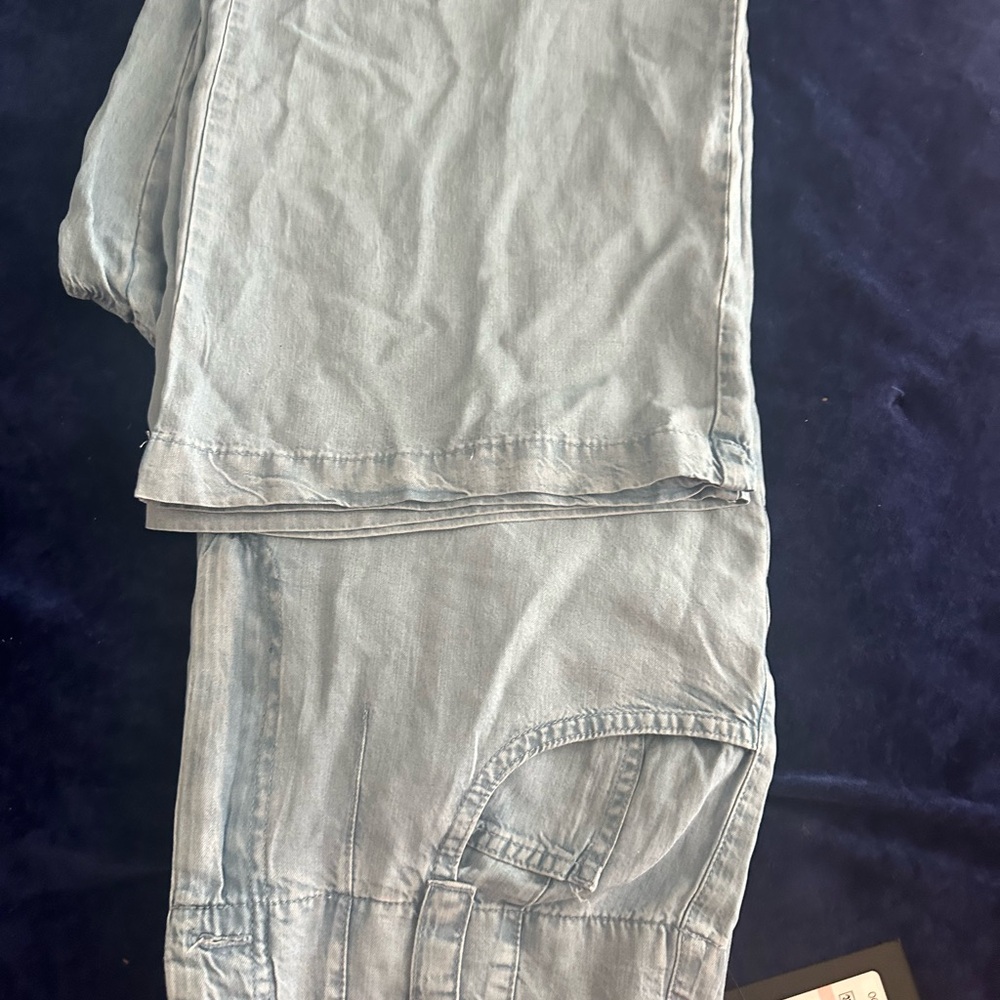Jeans - Picture 9 of 10